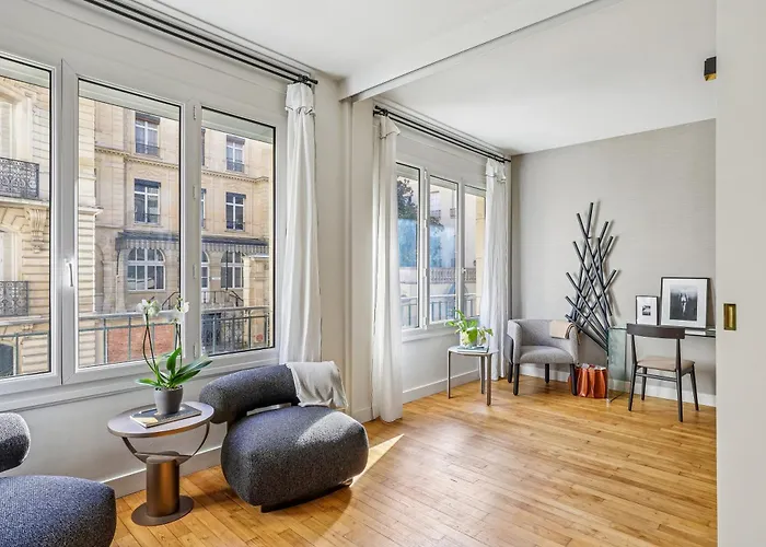Luxury Saint- Germain-des-pres Jardin Luxembourg